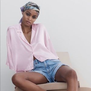 ZARA NWT SATIN EFFECT TOP M